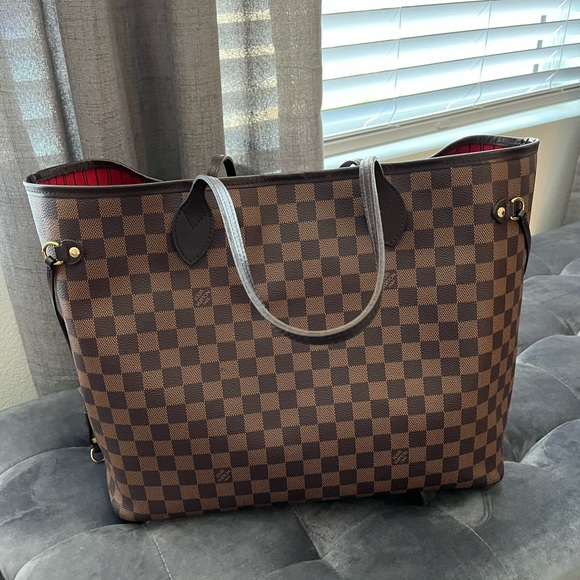 Louis Vuitton Handbags - Louis Vuitton Neverfull GM